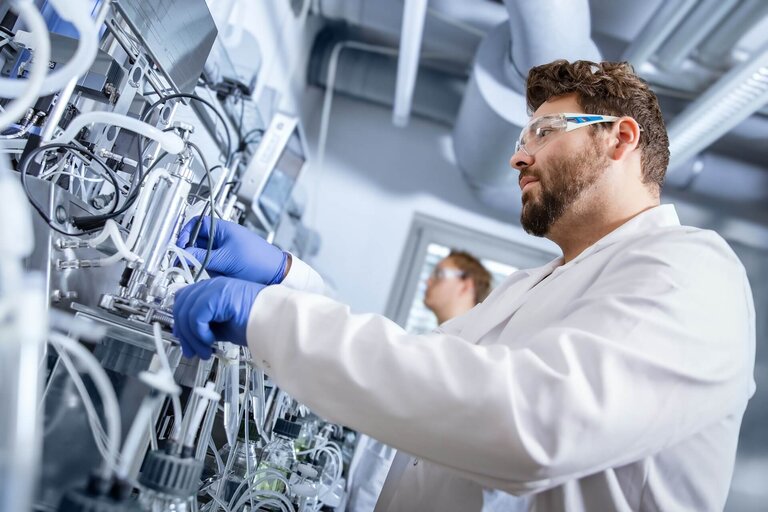 VALIDOGEN fermentation specialists working in a fermentation laboratory at VALIDOGEN. 